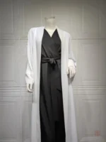 Abaya en tissu léger pour une allure raffinée