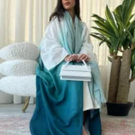 Abaya kimono bleue dégradée élégante et moderne