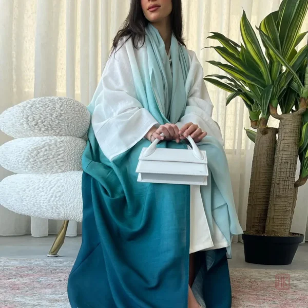 Abaya kimono bleue dégradée élégante et moderne
