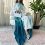 Kimono bleu dégradé pour une allure raffinée