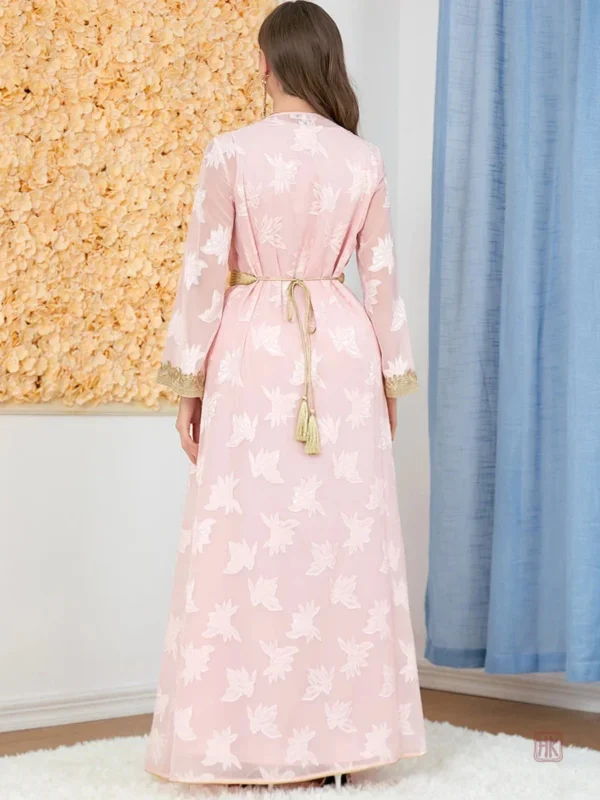 Abaya Kimono rose avec design chic et moderne