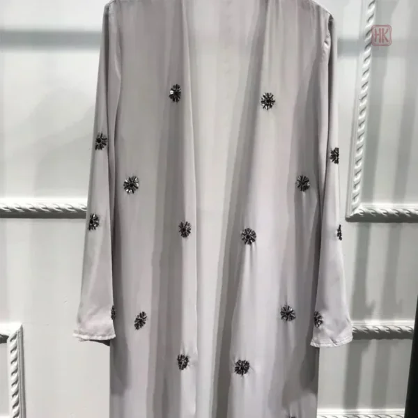 Kimono gris, idéal pour la saison estivale