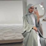 Abaya Kimono satinée minimaliste élégante