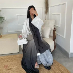 Abaya Kimono noire et blanche élégante