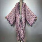 Abaya rose, coupe fluide et chic