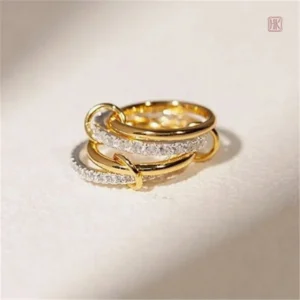 Bague femme tendance avec design multicouche unique