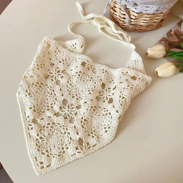 Bandeau blanc au style rétro, accessoire féminin élégant