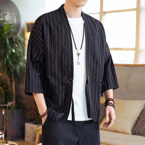 Veste Kimono Homme en noir, idéale pour toutes les occasions