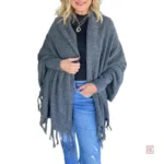 Veste Kimono féminine avec détails à franges