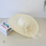 Accessoire estival : chapeau femme à nœud