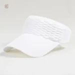 Accessoire de mode féminin : chapeau à visière