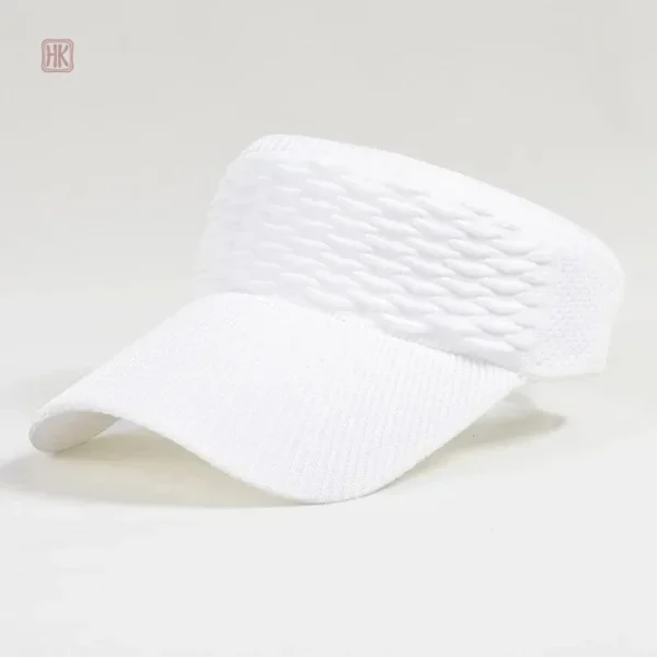 Accessoire de mode féminin : chapeau à visière