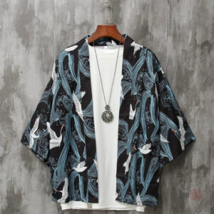 Veste kimono bleue légère, parfaite pour les journées d'été
