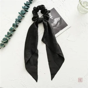 Accessoire femme: chouchou en foulard uni coloré
