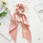 Bandeau tendance: chouchou foulard pour cheveux