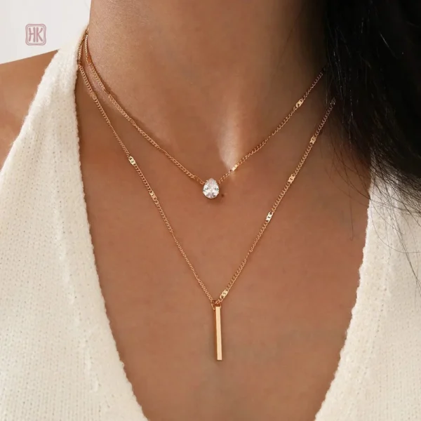 Collier Double Chaîne avec Double Pendentif pour femme