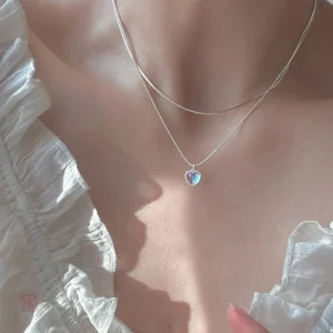 Collier double chaînes avec motif en cœur pour femme tendance