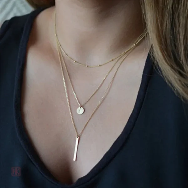 Collier vintage à triple rangs pour femme tendance