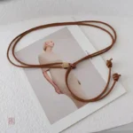 Accessoire féminin : corde design versatile