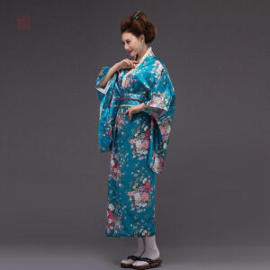 Kimono femme aux motifs raffinés