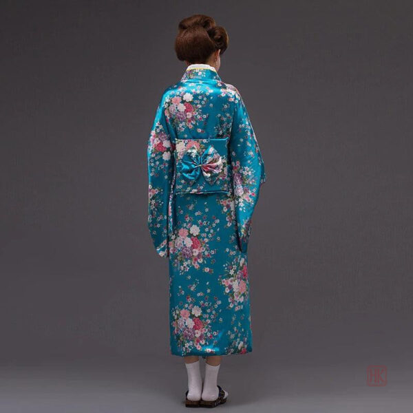 Robe kimono vintage pour occasions spéciales
