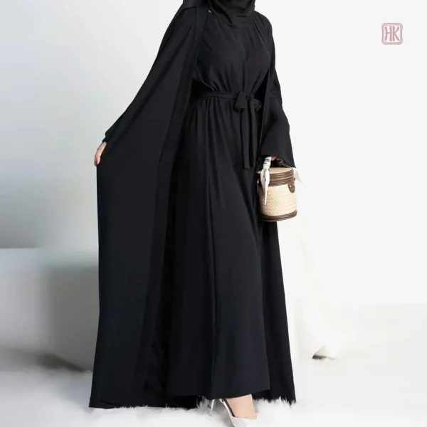 ensemble-abaya-et-robe-noir-1 Ensemble Abaya Kimono Noir élégant et moderne