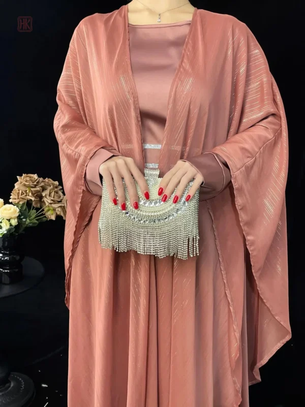 Élégant ensemble abaya en tissu rose doux