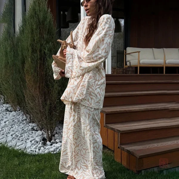 Ensemble kimono léger à motifs végétaux