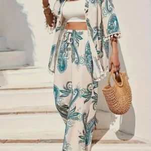 Ensemble Kimono à Pompons élégant et coloré