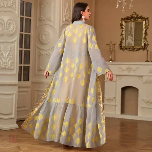 Abaya brodée en jaune, chic et moderne