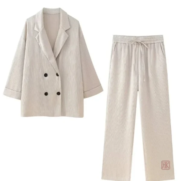 Kimono beige, pièce versatile pour toutes les saisons