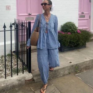 Kimono Bleu à Carreaux pour un style élégant
