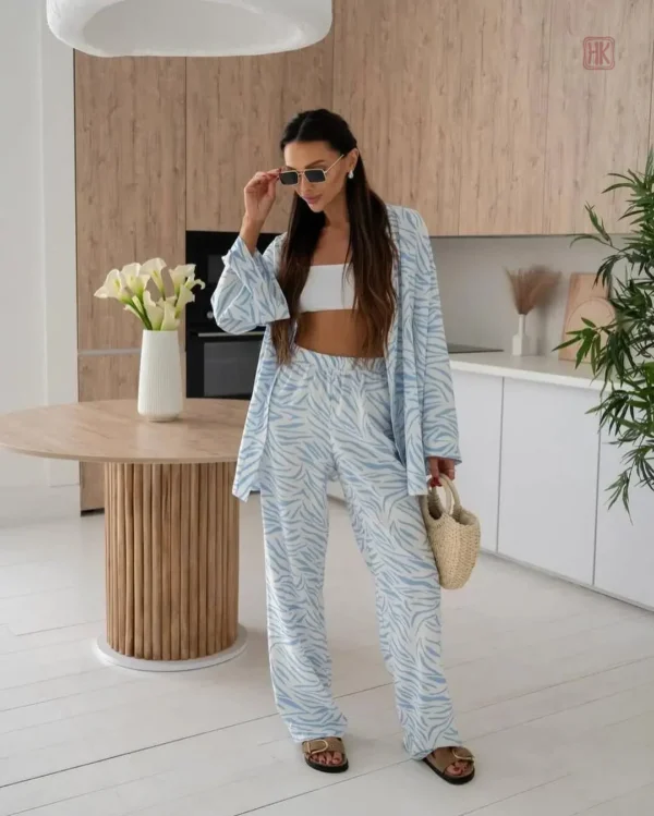 ensemble-kimono-bleu-ciel-1 Ensemble Kimono Ciel, mode élégante et décontractée