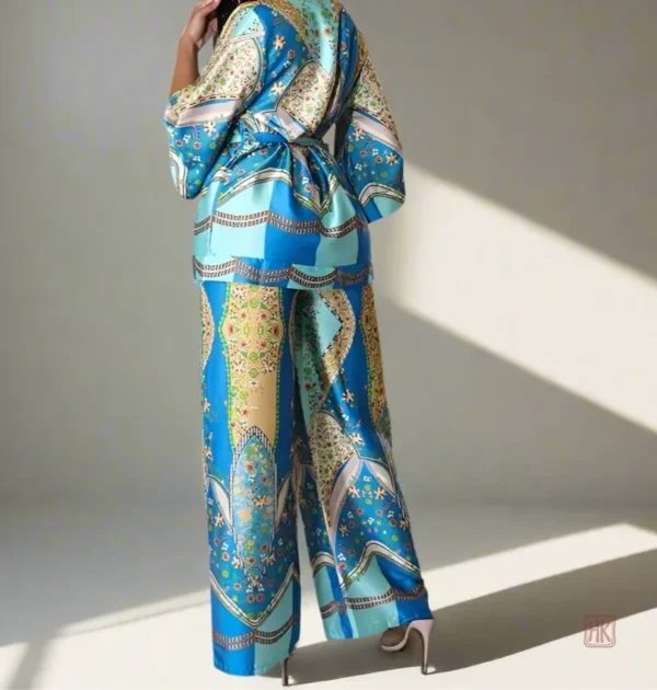 Kimono coloré élégant pour une allure chic et décontractée