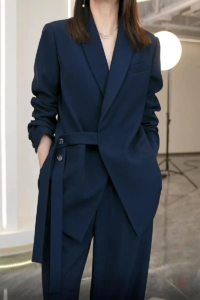 Vêtement de détente style kimono bleu