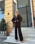 Ensemble kimono chic en couleur café pour toutes occasions