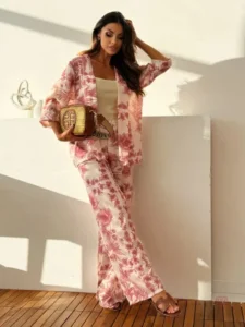 Kimono léger rouge pour l'été