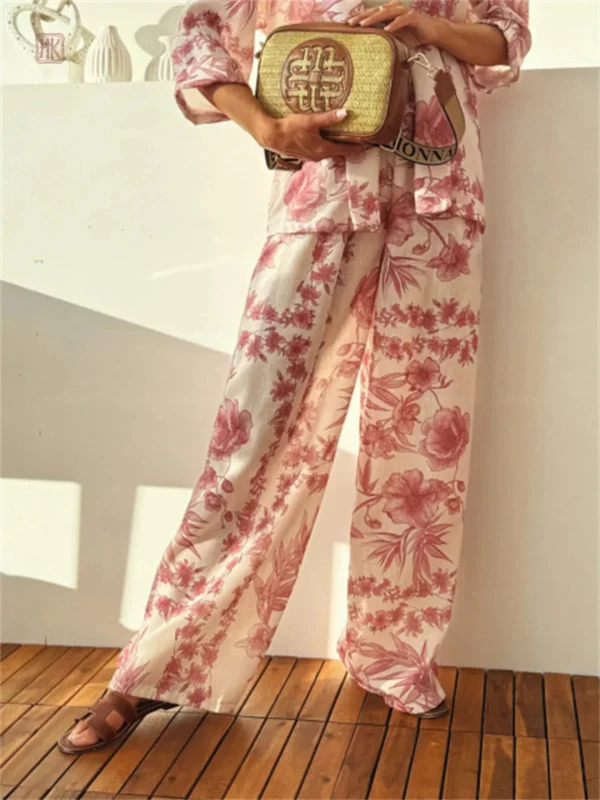 Vêtement d'été kimono rouge élégant
