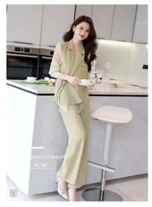 Vêtement tendance : kimono vert
