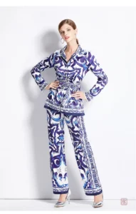 Vêtement kimono chic, parfait pour toutes les occasions