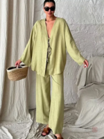 Kimono léger vert clair pour l'été