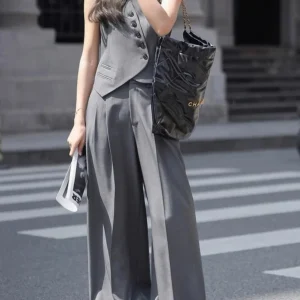 Gilet asymétrique moderne en style kimono