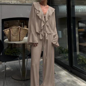 Kimono beige féminin élégant et tendance
