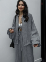 Kimono chic gris pour toutes occasions