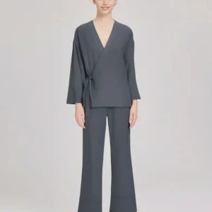 Kimono gris élégant pour un style décontracté