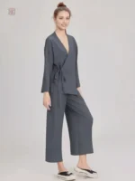 Vêtement minimaliste, parfait pour la saison