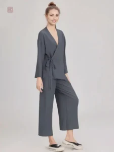 Vêtement minimaliste, parfait pour la saison