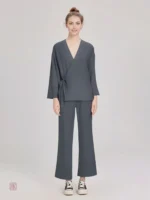 Look simple avec l'ensemble kimono gris