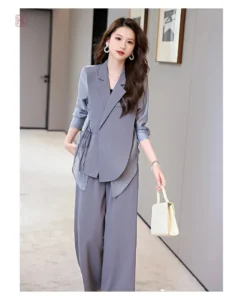 Vêtement féminin en style kimono