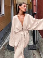 Vêtement kimono, coupe ample et stylée